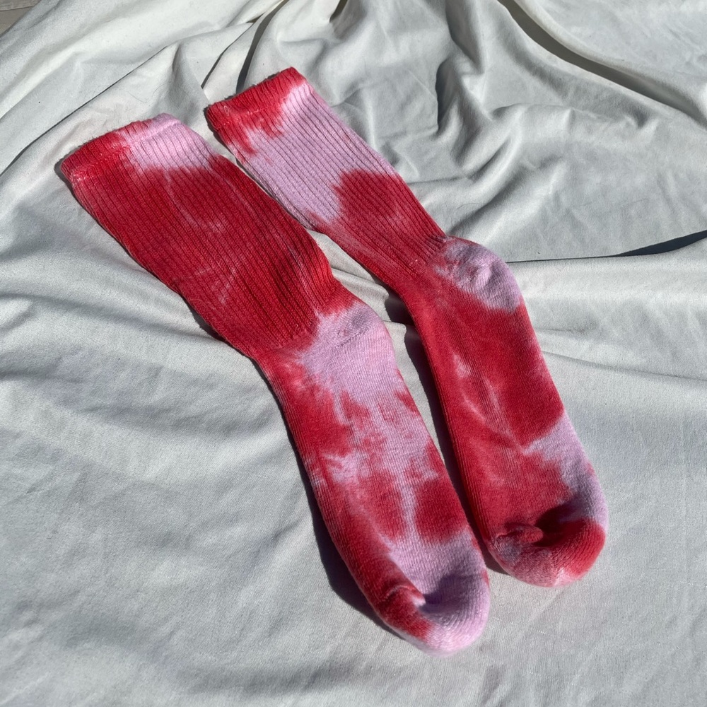 Tie dye socks women’s pink size 5-10